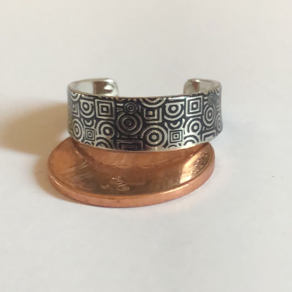 3/$12 Toe or Pinky Ring Adjustable Carbon Etched Steel Geometric Design NWOT